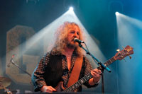 BARCLAY JAMES HARVEST featuring Les Holroyd-Liveshot