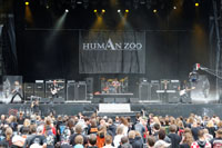 HUMAN ZOO-Liveshot